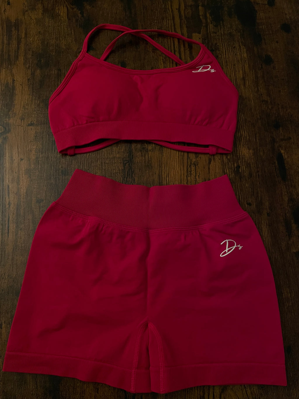 Essentials Shorts Seamless Dark Red