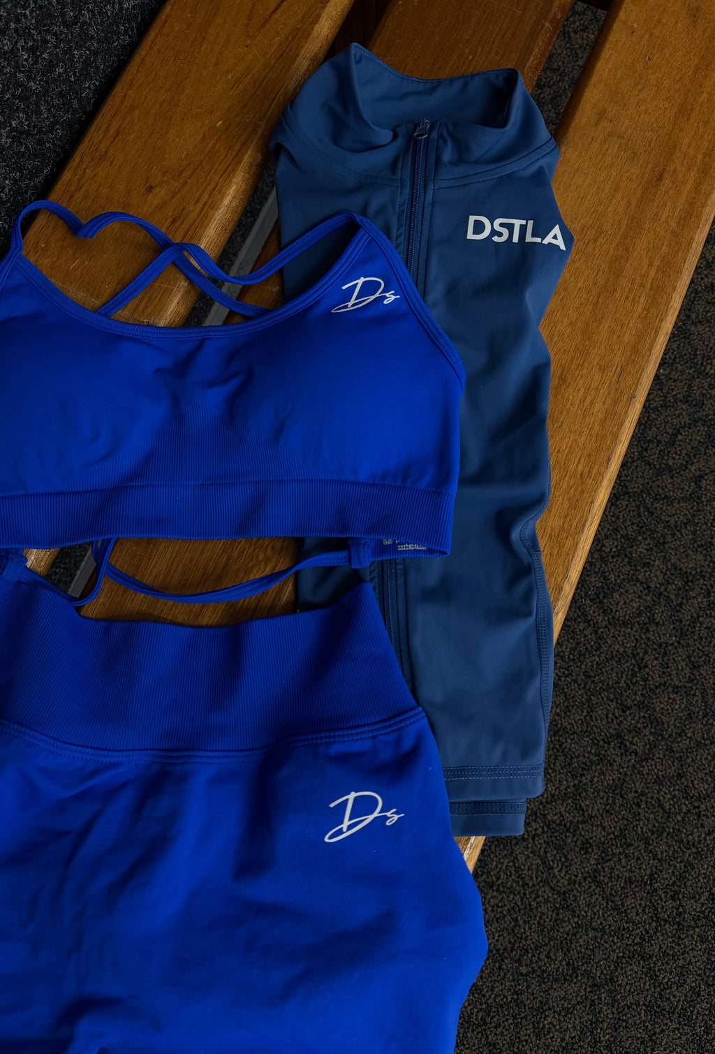 Essentials set