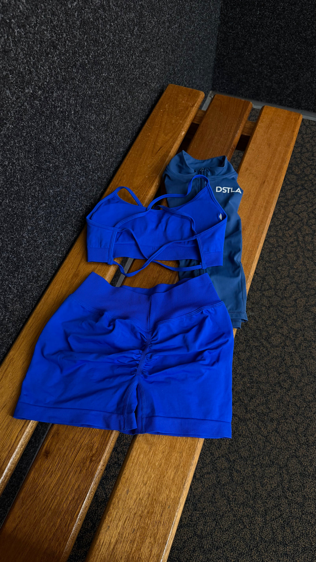 Essentials set