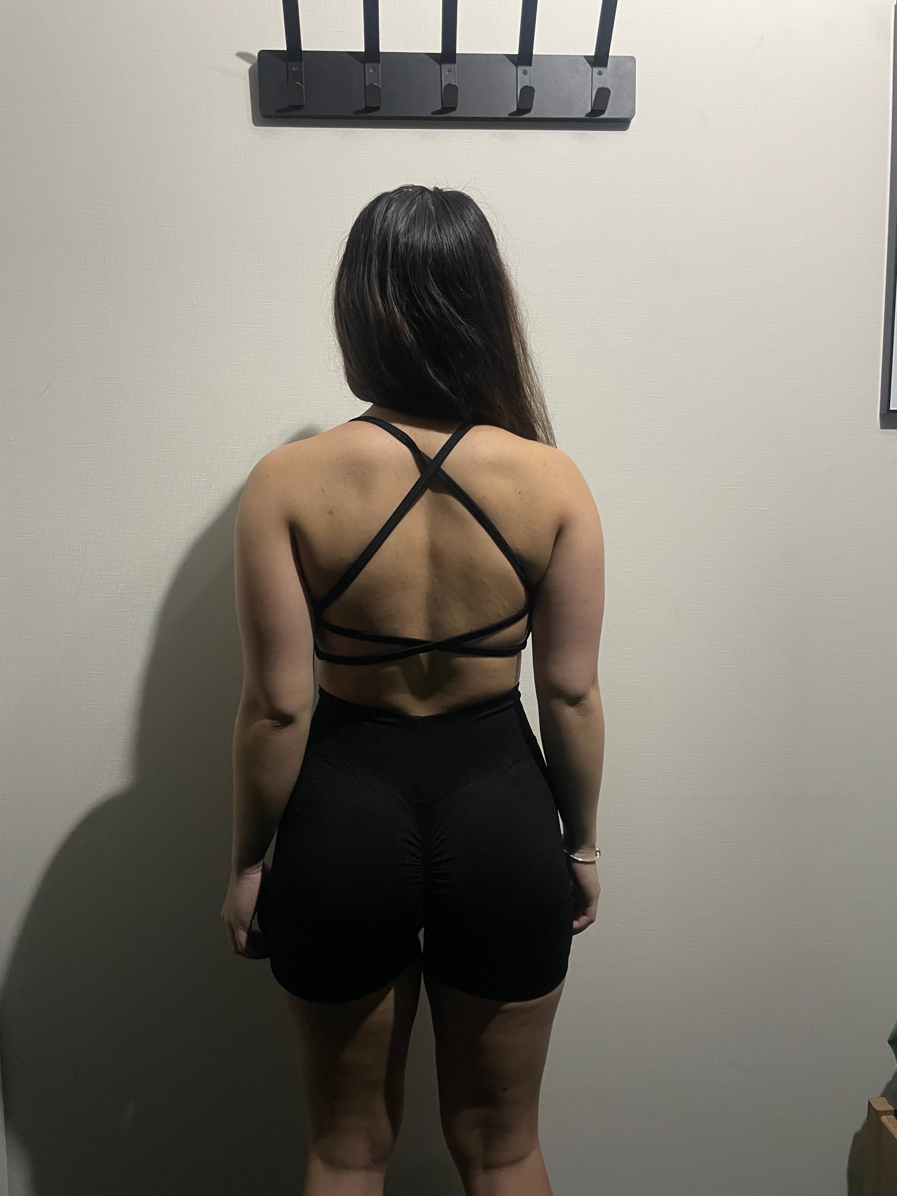 Essentials Backless Sports Bra Seamless Black